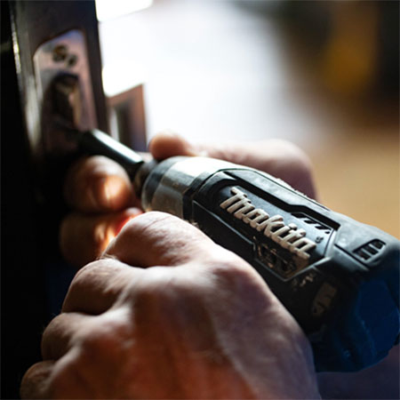 Home Improvement Projects: DIY or Hire?
