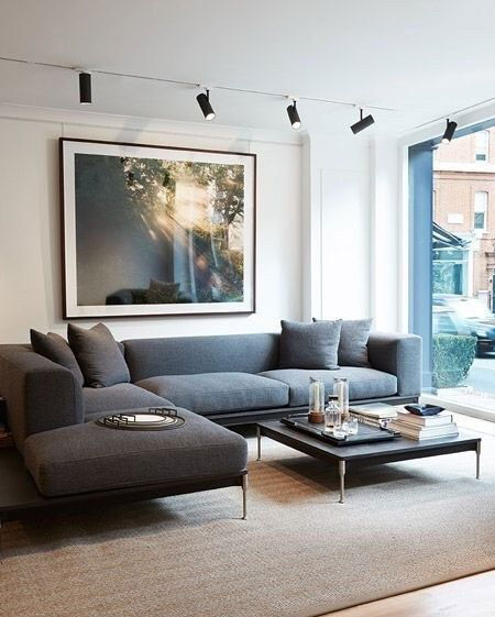 minimalist style for decorating home to sell