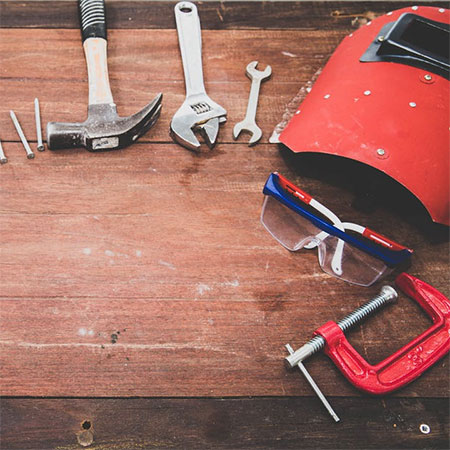 7 Reasons Why You Should Buy A Welding Helmet 