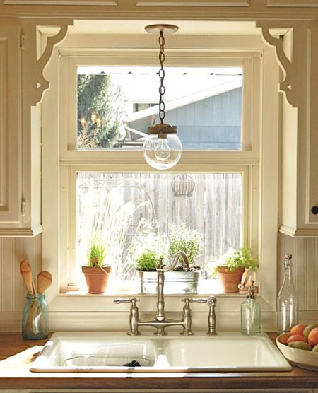 vintage secondhand light fitting