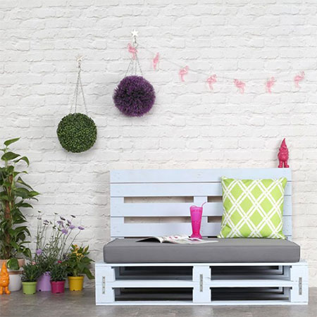 Make Reclaimed Pallet Furniture Look Good