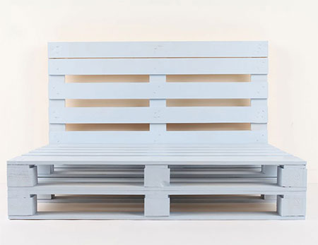 make a pallet chair