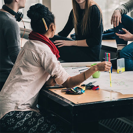 6 Essential Gadgets for Studying at a University