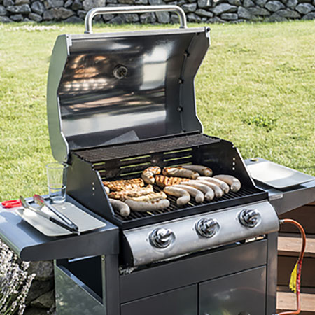 Buying, Cooking With and Maintaining a Gas Grill