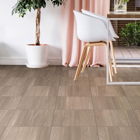 Laminate Wood Flooring Or Look Tiles, What Is Better Tile Or Laminate