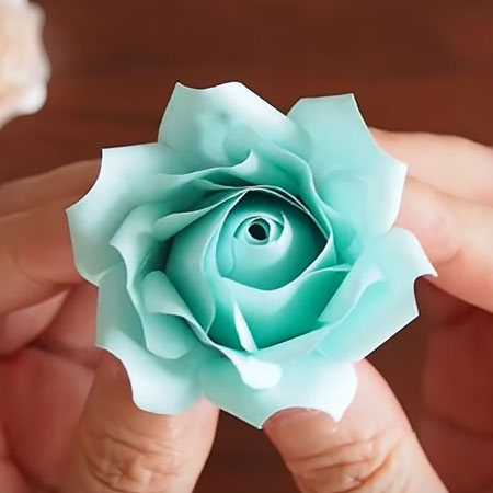 How to Make Beautiful Notepad Paper Roses