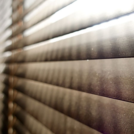 how toc clean venetian blinds