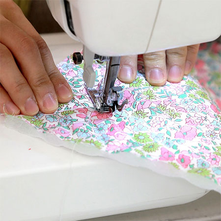 how to use sewing machine