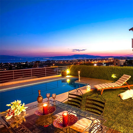 Neat Amenities To Give Your Backyard A Luxurious Feel