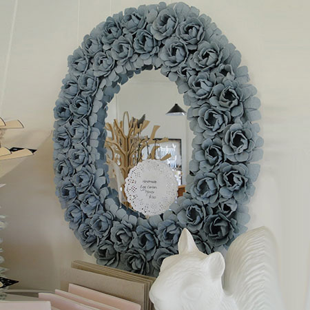 make egg carton roses