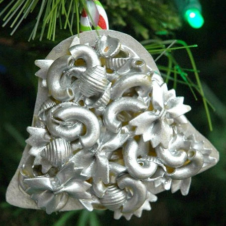 make tree decorations with pasta