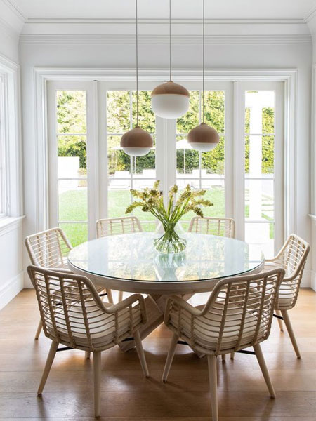 how to decorate white dining room