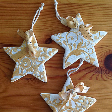 make decorative clay tree ornaments