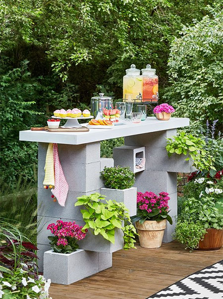 diy outdoor bar for chicks