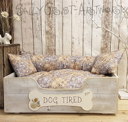 HOW TO MAKE A PALLET WOOD DOGGIE BED