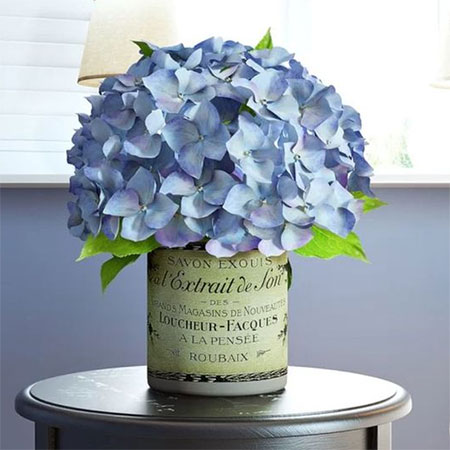 recycled food cans and jars into vases