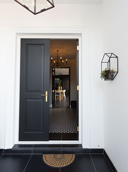 design an entrance to a home