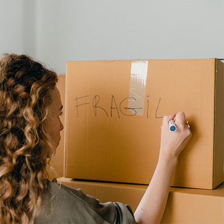 keep personal items safe when moving