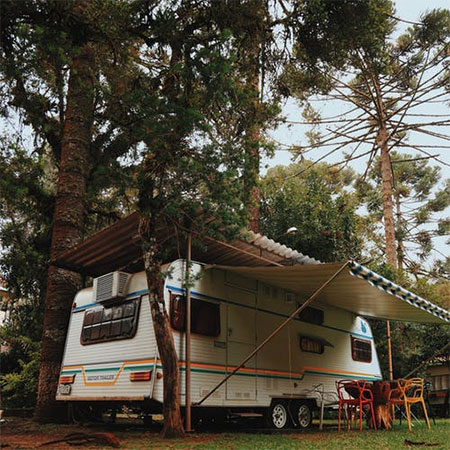 Which Motorhome Is Suitable For Your Family Road Trip?