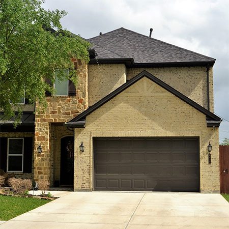 How to Find the Best Garage Door Installer in the UK