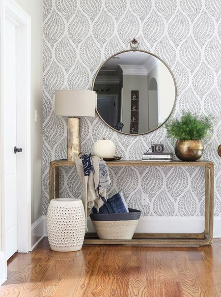 pattern adds interest to entrance