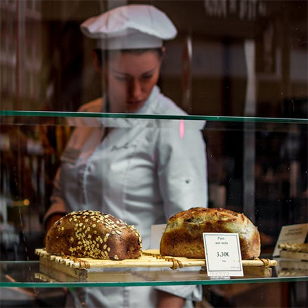 how to be a baker