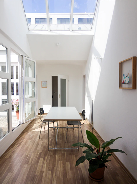 How To Clean A Skylight