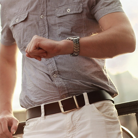 Why Traditional Watches are Important