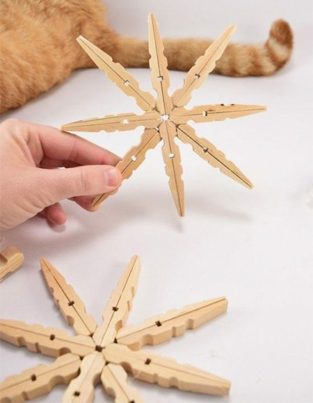 how to make clothes peg snowflakes