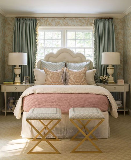 pink and blue bedroom
