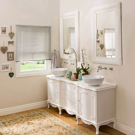 best blinds for bathroom with condensation