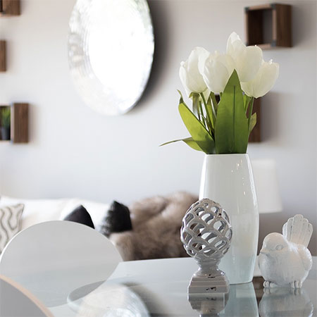 Set Schedule Shares Home Staging Tips