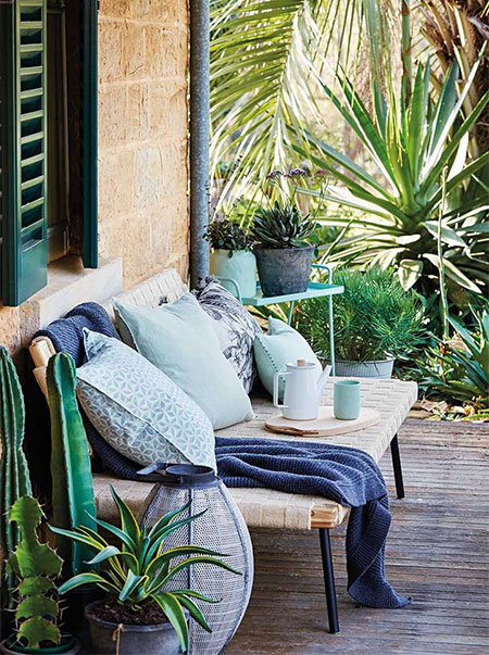 Create a Calm and Relaxing Garden Nook