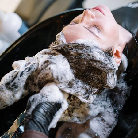 Should you Wash your Hair with Hot or Cold Water?