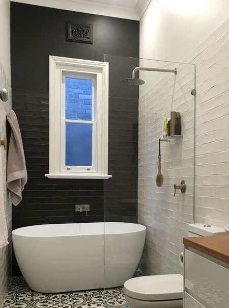 choose paint colours for small bathroom