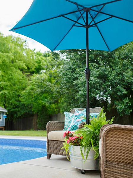Make A Colourful Planter Base For Garden Umbrella