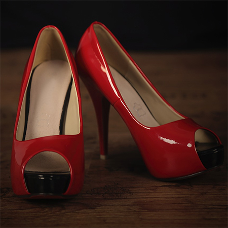 keep high heeled shoes away from laminate flooring
