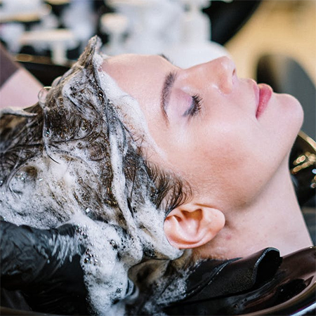 7 Quick Solutions For Dandruff