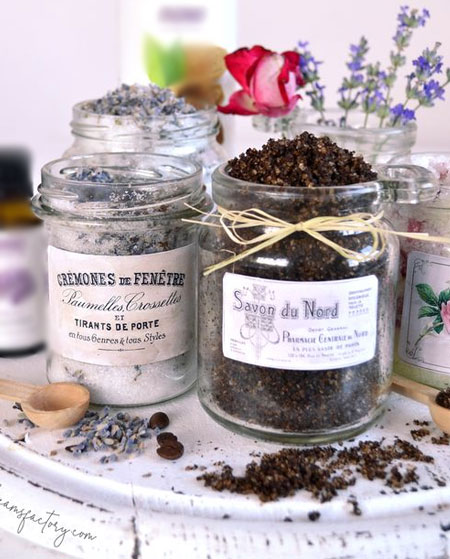 make pretty labels for glass jars