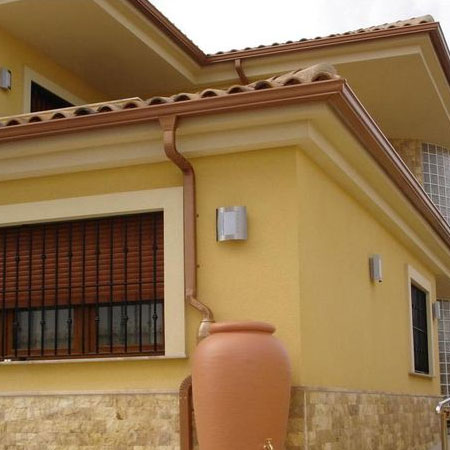 how to fix broken gutter