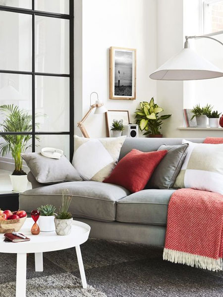 10 Weekend Projects For A Living Room