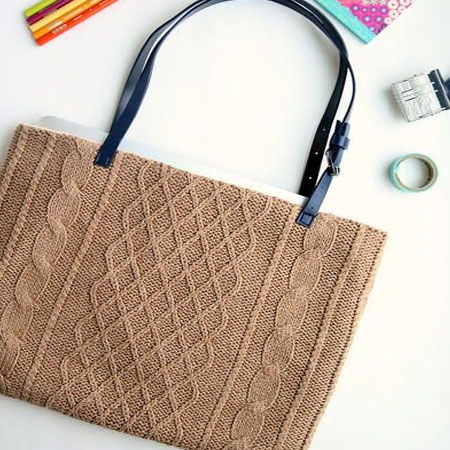 turn old sweater into laptop bag