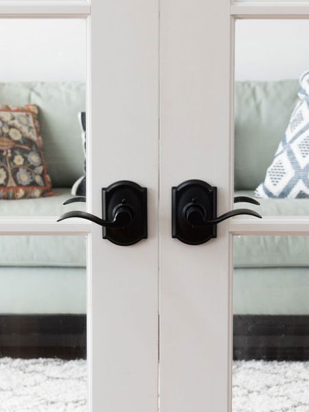 changing door knobs to update home