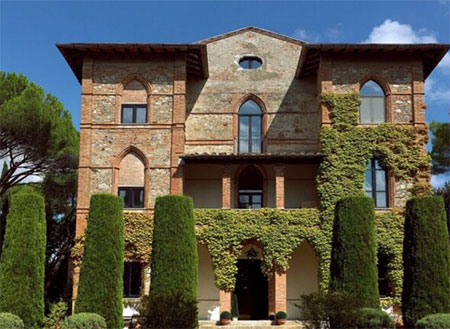 Why visiting Tuscany is a lifetime experience worth living at least once!
