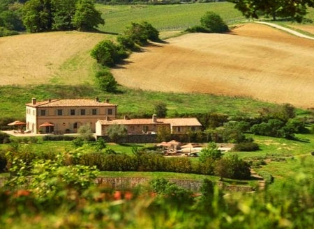where to stay in tuscany