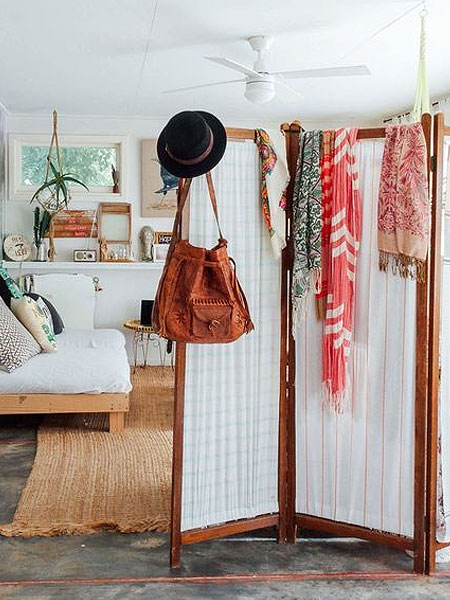 folding screen for privacy studio apartment