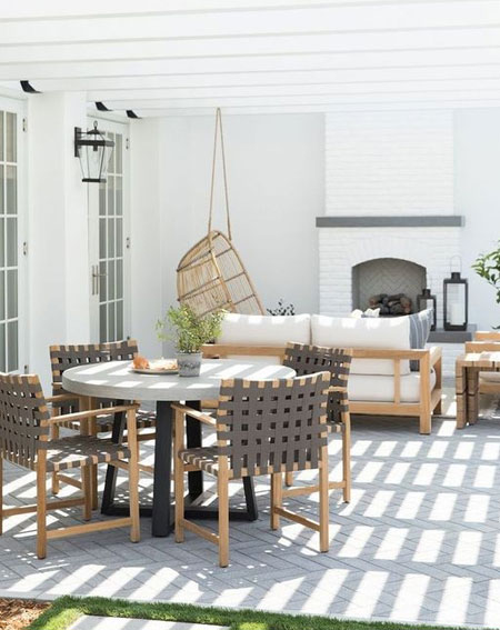 ideas for outdoor living area