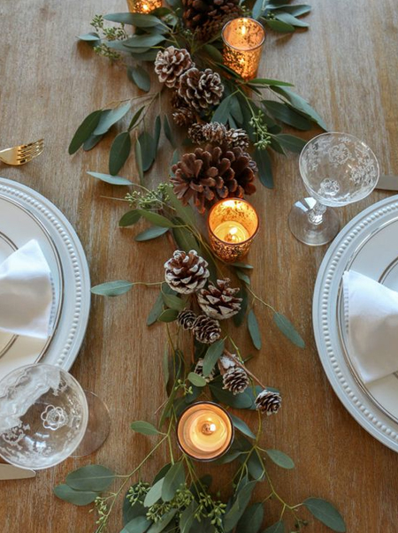 pine cone centrepiece