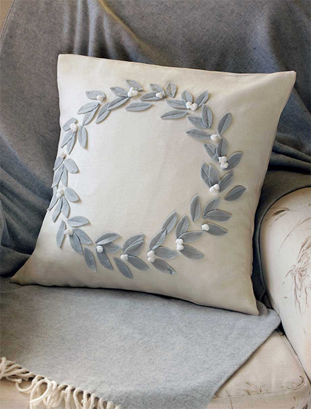 Make a Felt Wreath Cushion