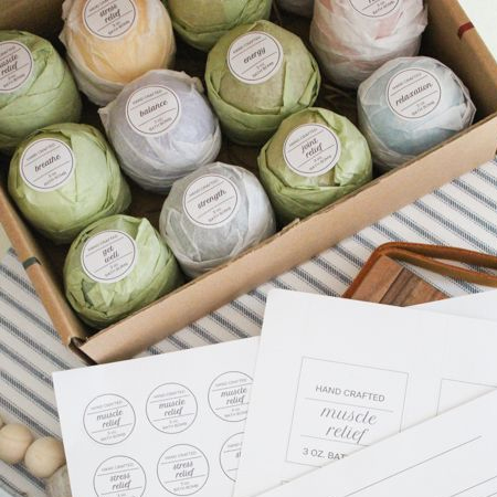 how to package bath bombs